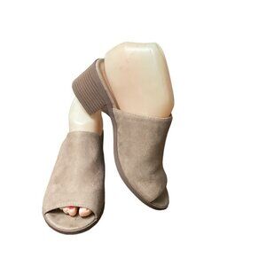 City Classified Sz 7 Faux Suede Block Heel Mules Slides Tan Beige 186D
